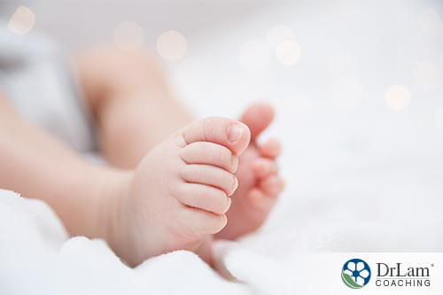 Baby feet, skin that is full of colostrum due to growth factors