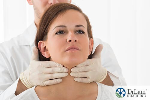 juice fasting can affect thyroid as a woman gets her thyroid checked. 