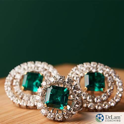 green emeralds and the Benefits of Jewelry