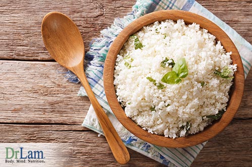 A simple turmeric recipe: grounding rice