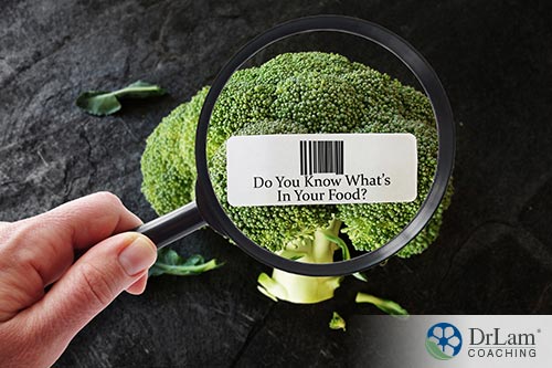 image of broccoli with magnifying glass looking into toxics 