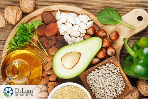 An image with various natural sources of Vitamin E