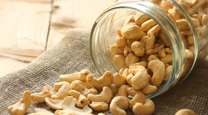 Cashews health benefits are rich in amino acids